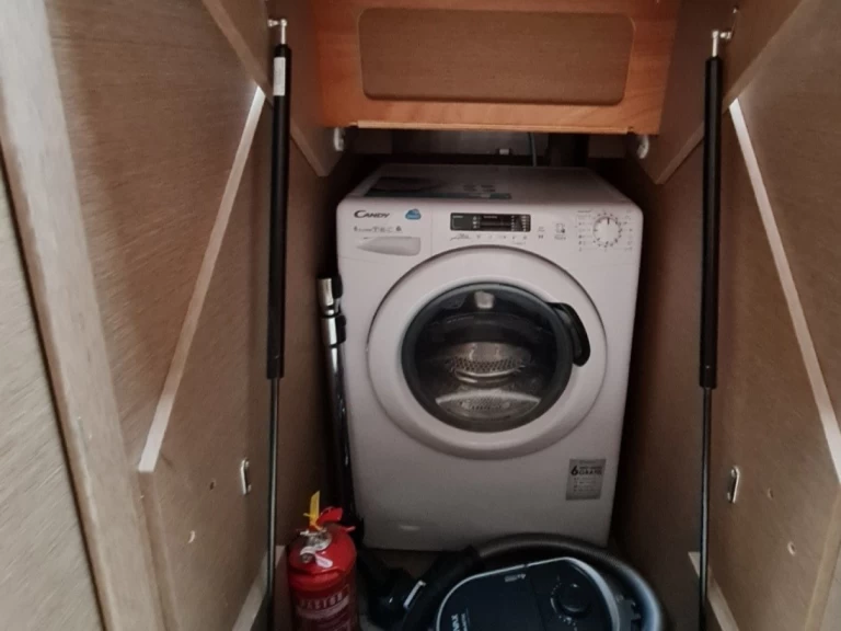 Bootverhuur Biograd na Moru goedkoop Prestige 460 Fly - 3 + 1 cab.