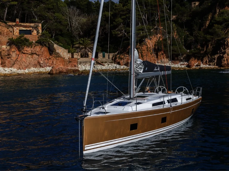 Huur een Hanse Hanse 418 in Kaštela