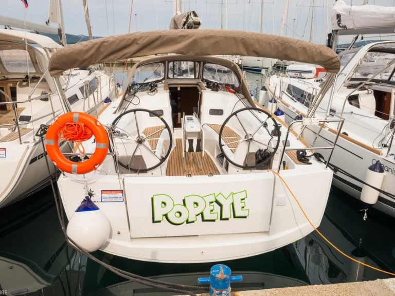 Verhuur Zeilboot in Biograd na Moru - Jeanneau Sun Odyssey 349