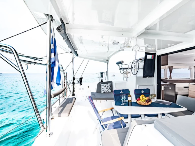 Huur Catamaran met of zonder schipper Lagoon in Álimos
