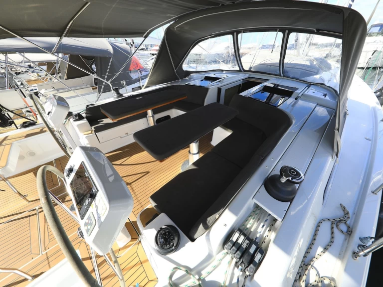 Bootverhuur Hanse Hanse 508 in Biograd na Moru via SamBoat