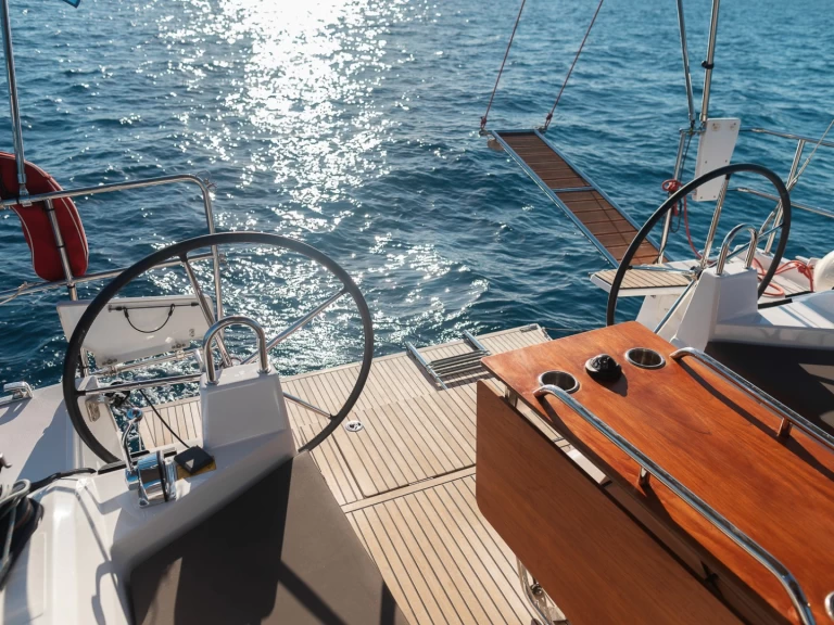 Verhuur Zeilboot Bénéteau met vaarbewijs