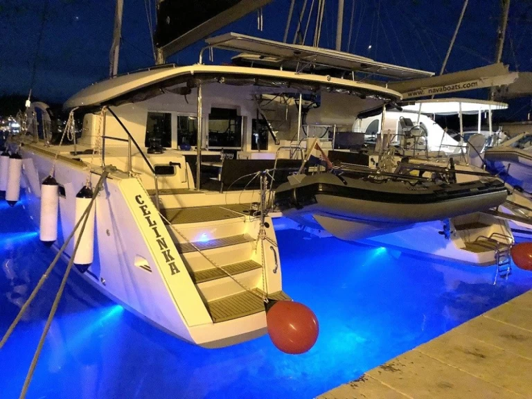 Verhuur Catamaran Lagoon met vaarbewijs