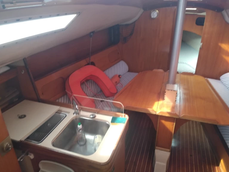 Verhuur Zeilboot Bénéteau met vaarbewijs