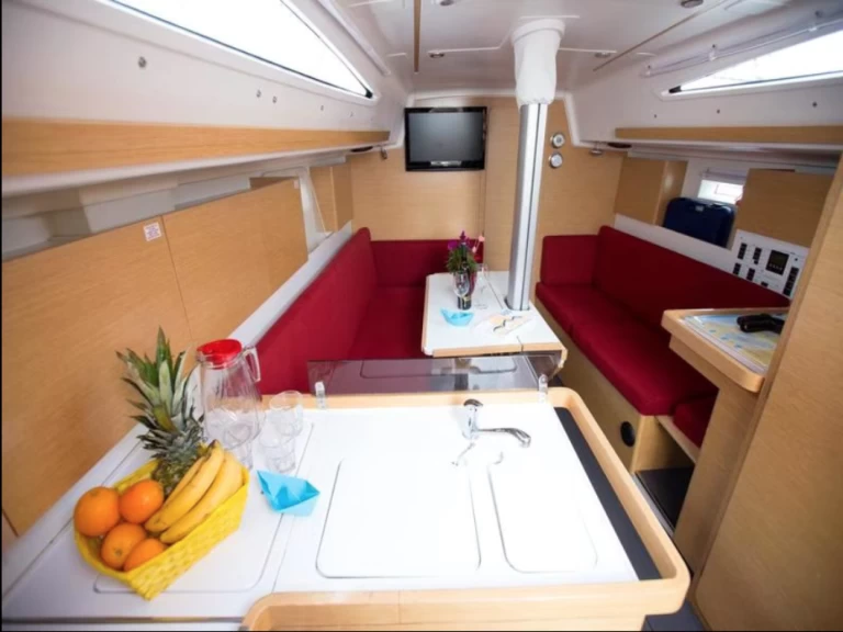 Zeilboot te huur in Biograd na Moru voor de beste prijs