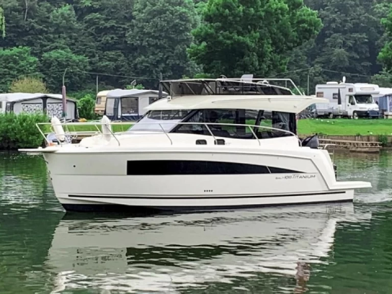 Huur een Balt Titanium 1018 in Mehlbergen