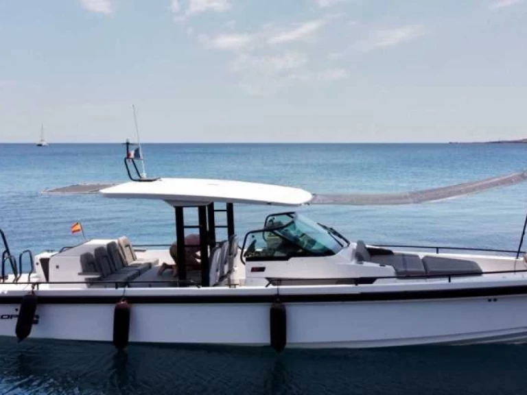 Verhuur Motorboot Axopar met vaarbewijs