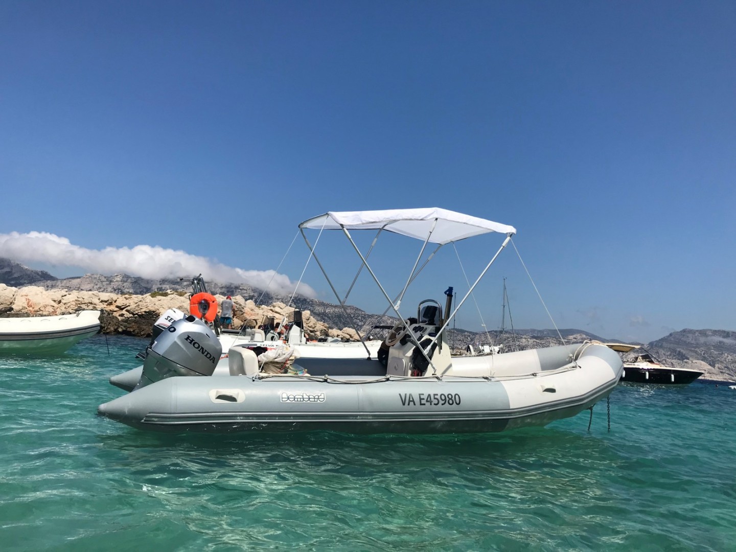 Verhuur van RIB Bombard Ribster 550 VieuxPort de Marseille (BOMBARD