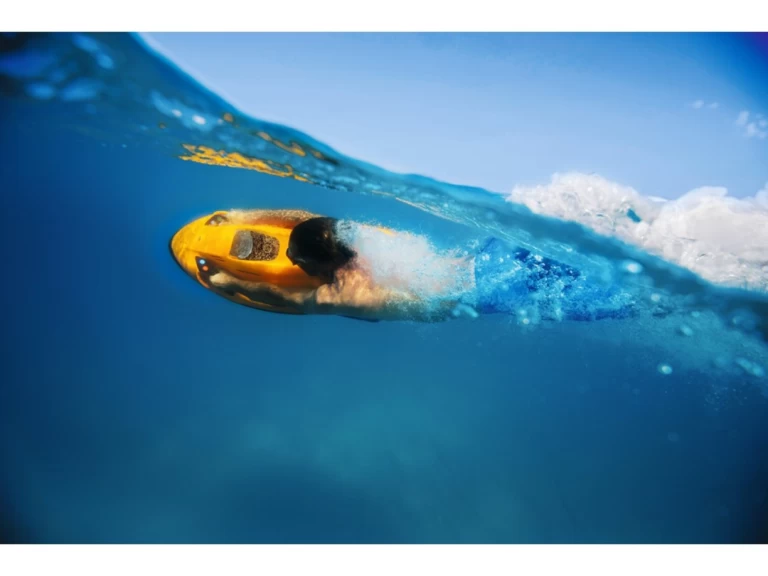 Bénéteau Flyer 7.7 SUNdeck te huur van particulier of professional in Juan-les-Pins