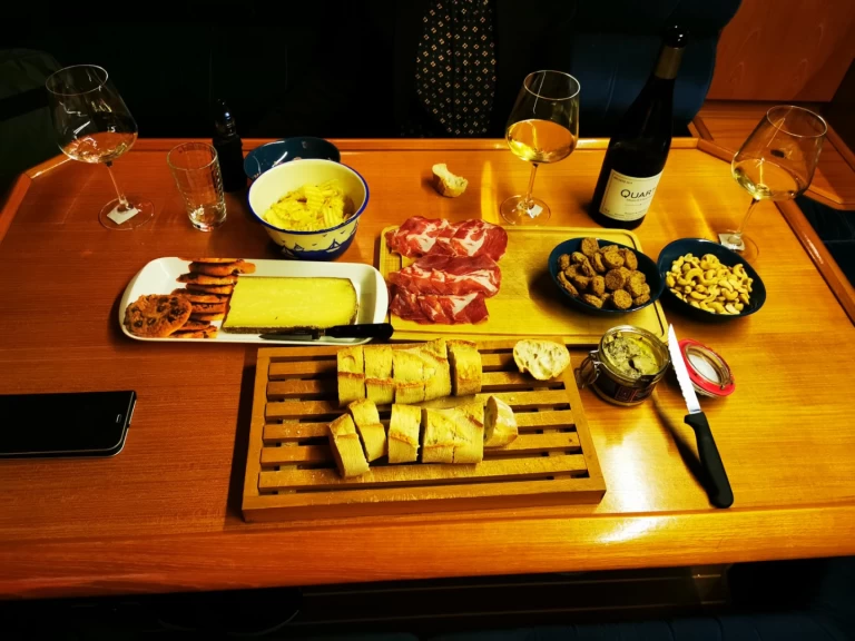 Jeanneau Sun Odyssey 42.2 te huur van particulier of professional in Ajaccio