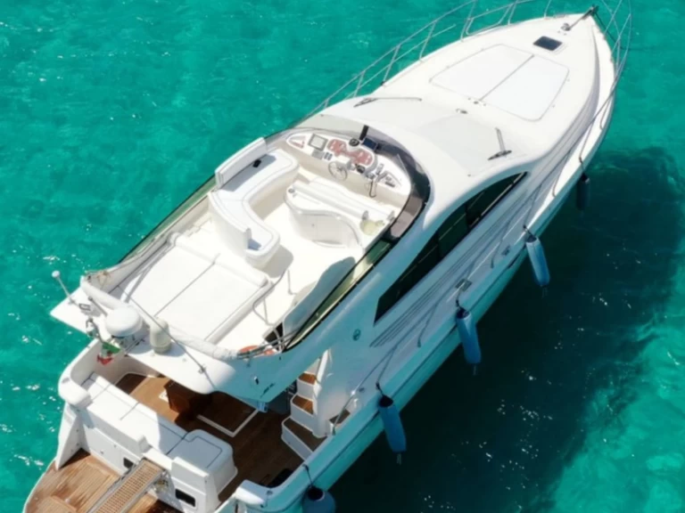 Enterprise Marine 46 FLY BRIDGE te huur van particulier of professional in Porto Cesareo