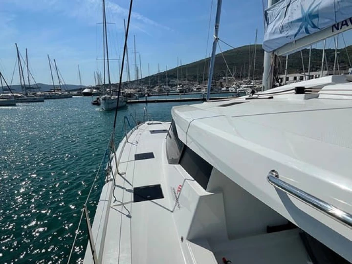 Verhuur Catamaran in Seget Donji - Fountaine Pajot Astrea 42