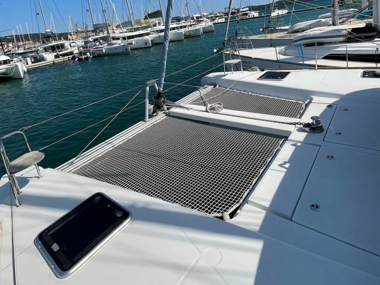 Bootverhuur Seget Donji goedkoop Lagoon 40