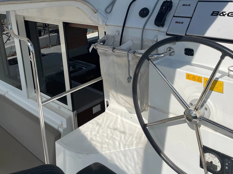 Verhuur Catamaran in Seget Donji - Lagoon Lagoon 40