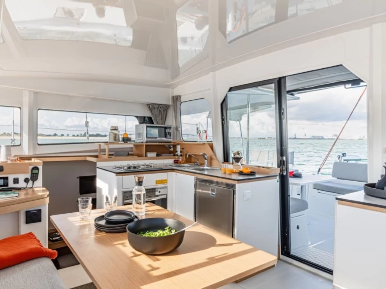 Catamaran te huur in Anse Marcel voor de beste prijs