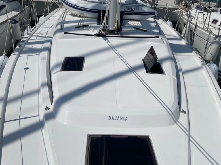 Verhuur Zeilboot Bavaria met vaarbewijs