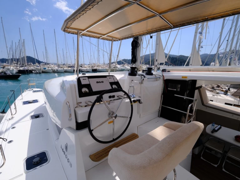 Verhuur Catamaran in Göcek - Lagoon Lagoon 42