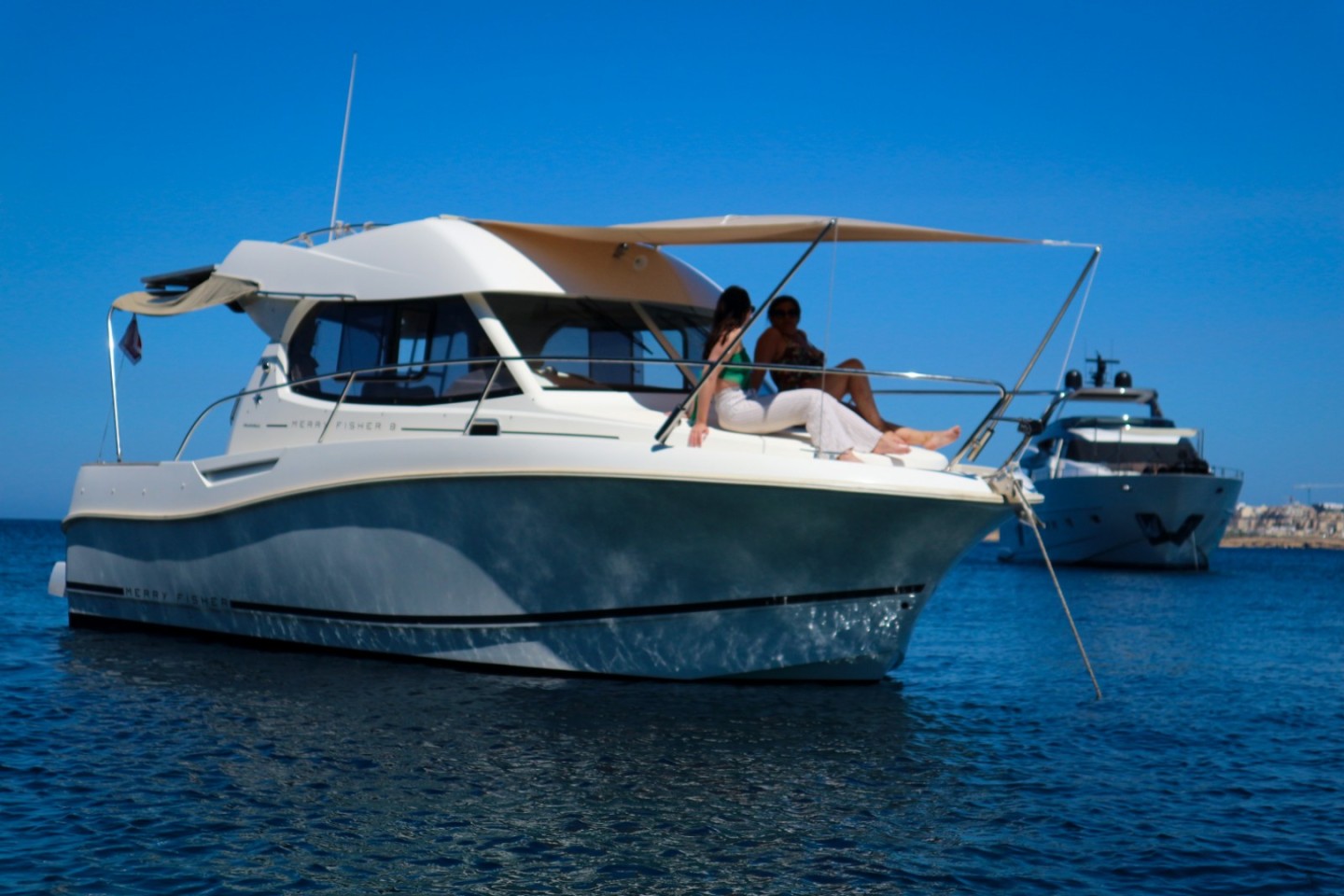 Verhuur van Motorboot Jeanneau Merry Fisher 8 Xemxija (L'Orient 1
