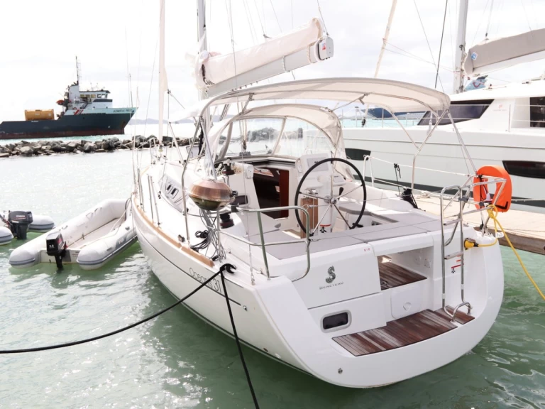 Bénéteau Oceanis 31 te huur van particulier of professional in Road Town