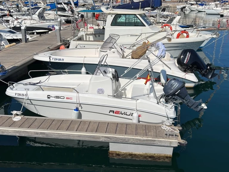 Bootverhuur Alicante goedkoop Remus 450 open