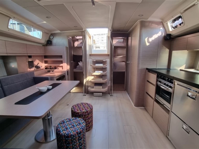 Zeilboot te huur in Pula voor de beste prijs