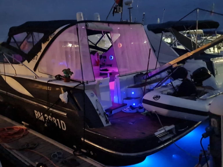 Huur een Innovazione e Progetti Mira 37 in Porto Badino