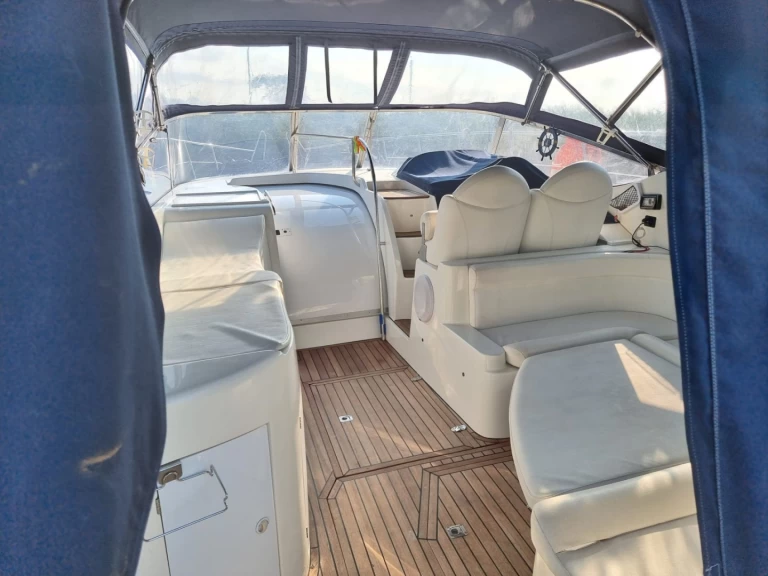 Bootverhuur Innovazione e Progetti Mira 37 in Porto Badino via SamBoat