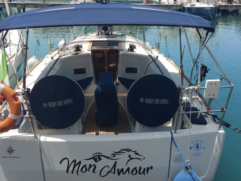 Jeanneau Jeanneau Sun Odissey 349 te huur van particulier of professional in Furnari
