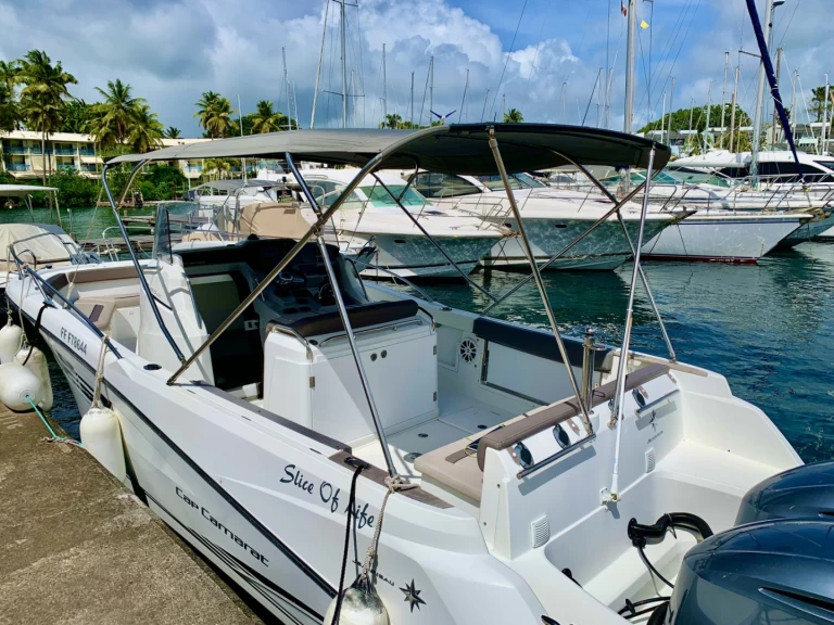 Bootverhuur Les Trois-Îlets goedkoop Cap Camarat 8.5 CC