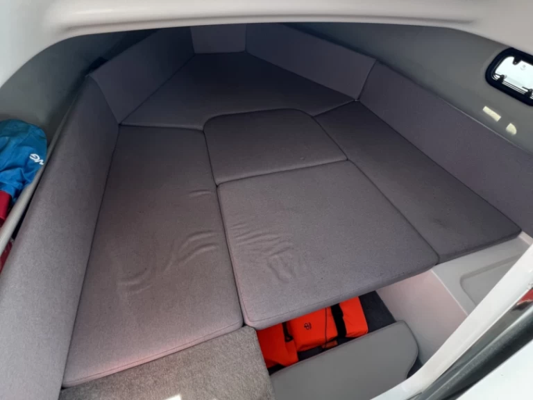 Verhuur Motorboot Karnic met vaarbewijs