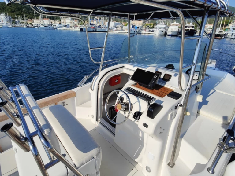 Huur Motorboot met of zonder schipper Sessa Marine in Macinaggio