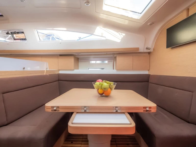 Verhuur Zeilboot in Biograd na Moru - Elan Impression 40