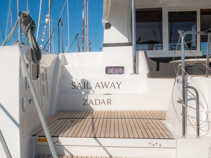 Bootverhuur Biograd na Moru goedkoop Lagoon 40