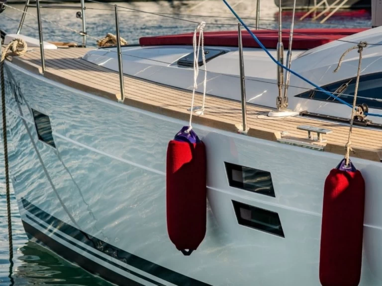 Huur een Elan Impression 45.1 in Kaštela