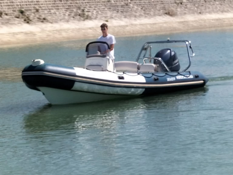 Verhuur RIB Bombard met vaarbewijs
