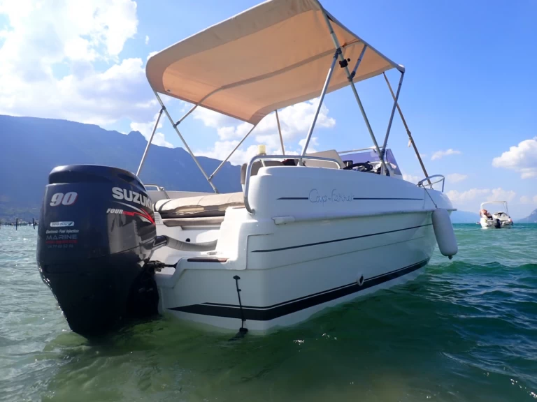 B2 Marine Cap Ferret 552 Sun Deck te huur van particulier of professional in Aix-les-Bains