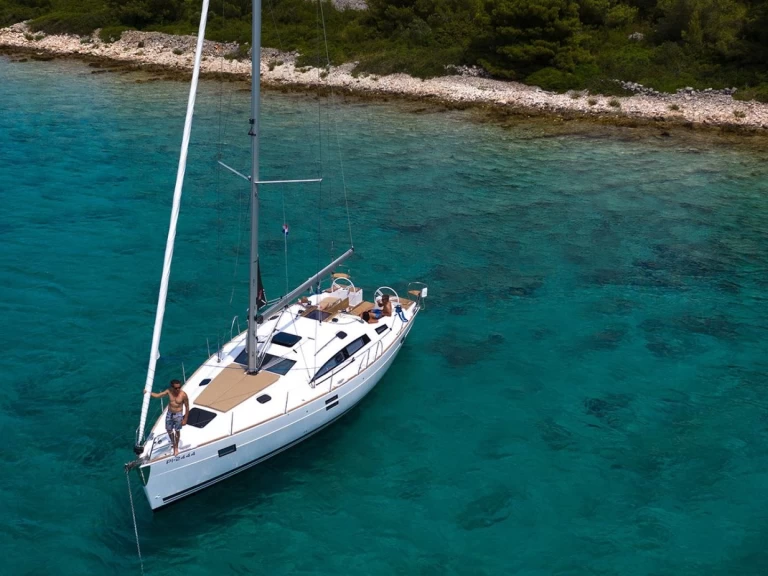 Huur een Elan Impression 45.1 in Pula