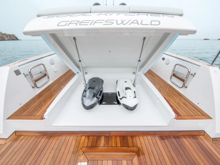 Bootverhuur Fjord Fjord 44 Open in Kaštela via SamBoat