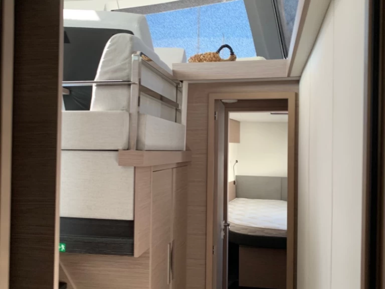 Huur Catamaran met of zonder schipper Fountaine Pajot in Lávrio