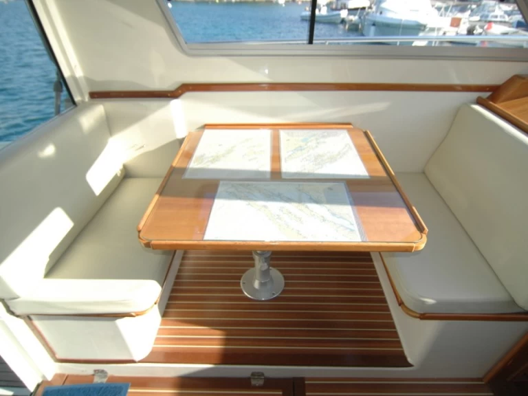 Bootverhuur Sas Vektor ADRIA 1002 in Sukošan via SamBoat