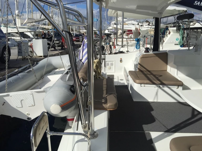Bootverhuur Álimos goedkoop Lagoon 42