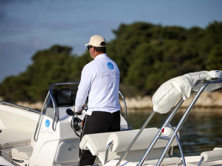 Motorboot te huur in Sukošan voor de beste prijs