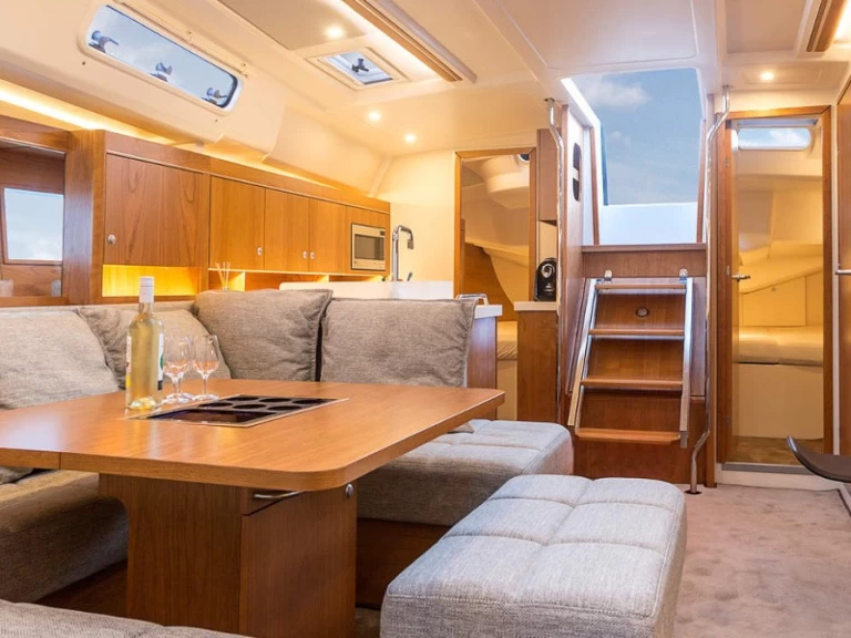 Zeilboot te huur in Álimos voor de beste prijs