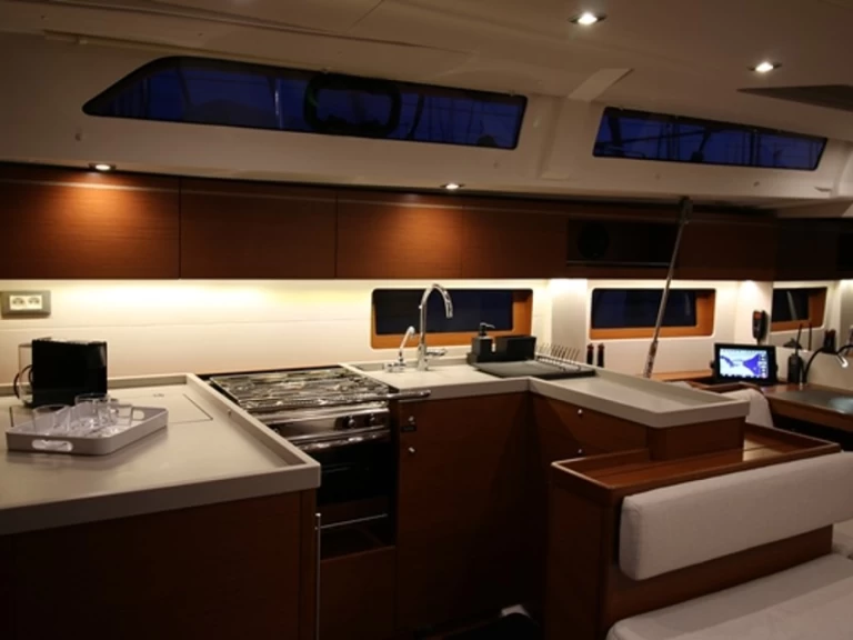 Verhuur Zeilboot Bénéteau met vaarbewijs