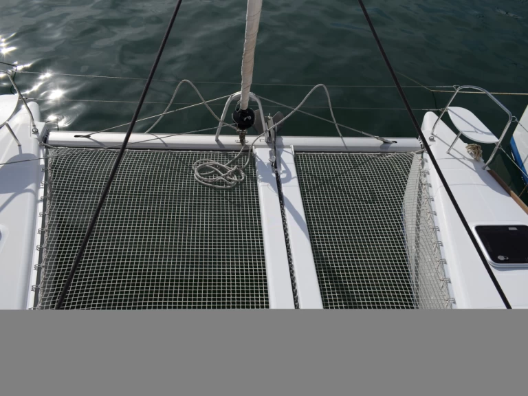 Catamaran te huur in Volos voor de beste prijs