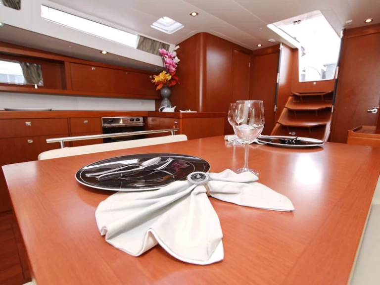 Verhuur Zeilboot in Sukošan - Bénéteau Oceanis 48