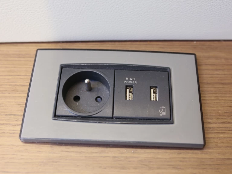 Jachthuur in Sukošan - Lagoon Lagoon 50/6 cab via SamBoat