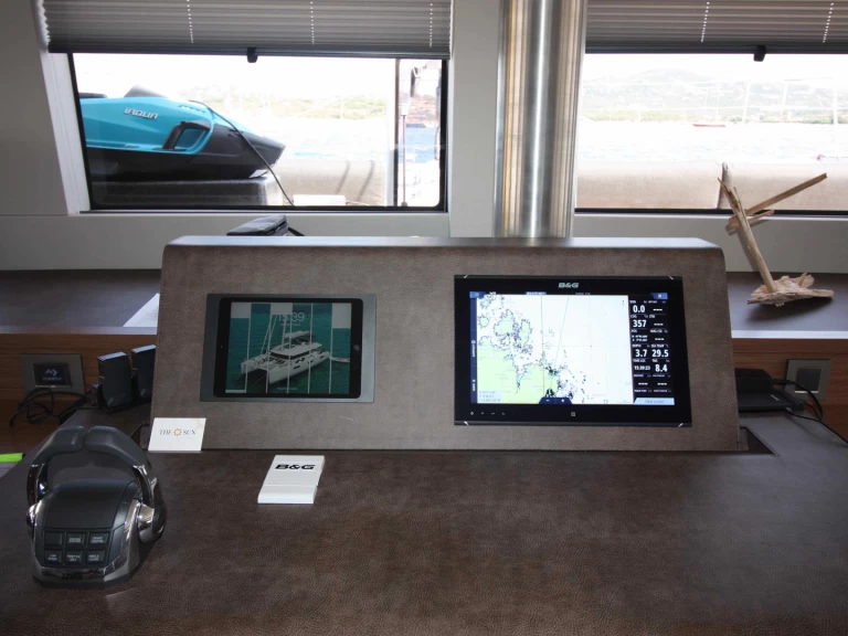 Verhuur Catamaran Lagoon met vaarbewijs