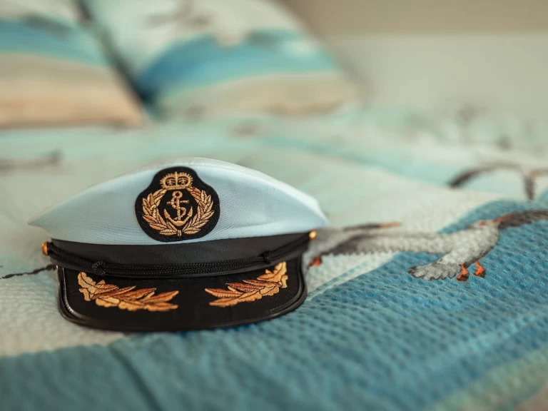 FLOATING 44-2 te huur van particulier of professional in Klitten