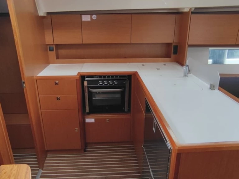 Verhuur Zeilboot in Álimos - Bavaria Bavaria C45